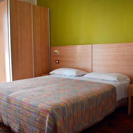Hotel Gattuccio Чезенатико Екстериор снимка